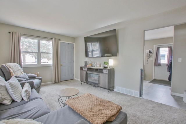 1120 S 15TH AVENUE, Wausau, WI 54401