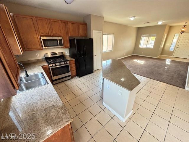 6132 Ozark Hike Street, North Las Vegas, NV 89031