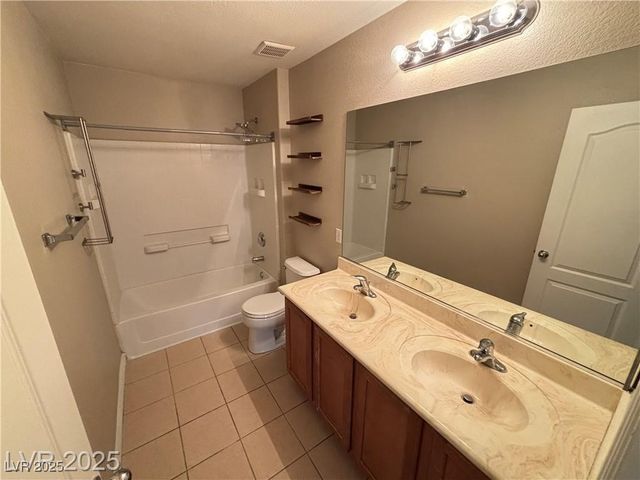 6132 Ozark Hike Street, North Las Vegas, NV 89031
