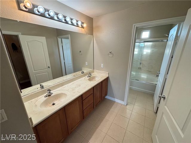 6132 Ozark Hike Street, North Las Vegas, NV 89031