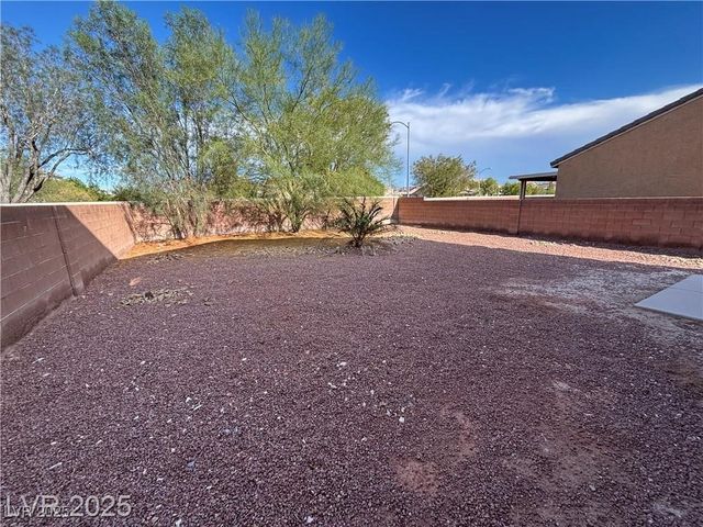 6132 Ozark Hike Street, North Las Vegas, NV 89031