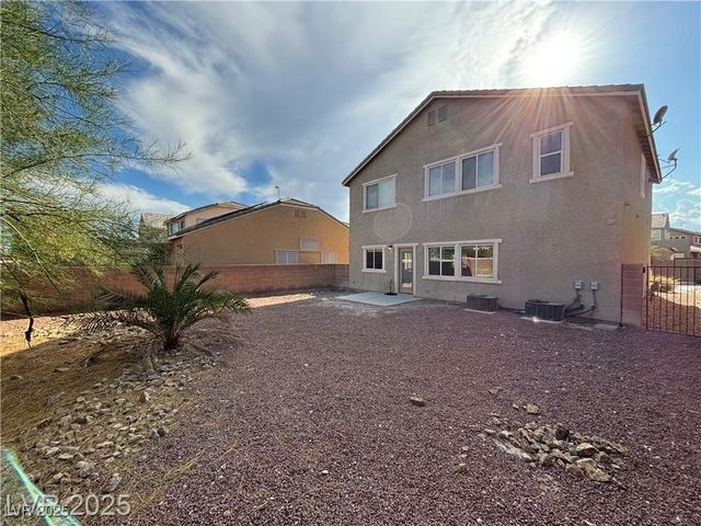 6132 Ozark Hike Street, North Las Vegas, NV 89031