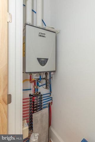 301 WALNUT, Selinsgrove, PA 17870