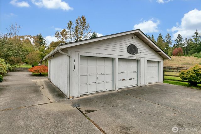 1319 Hall Road, Arlington, WA 98223
