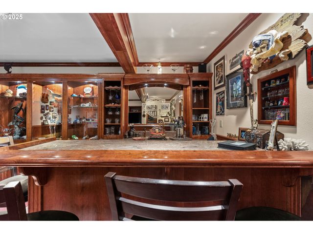 1884 WILD RIVER Dr, Roseburg, OR 97470