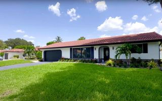 8275 Shadow Wood Blvd, Coral Springs, FL 33071