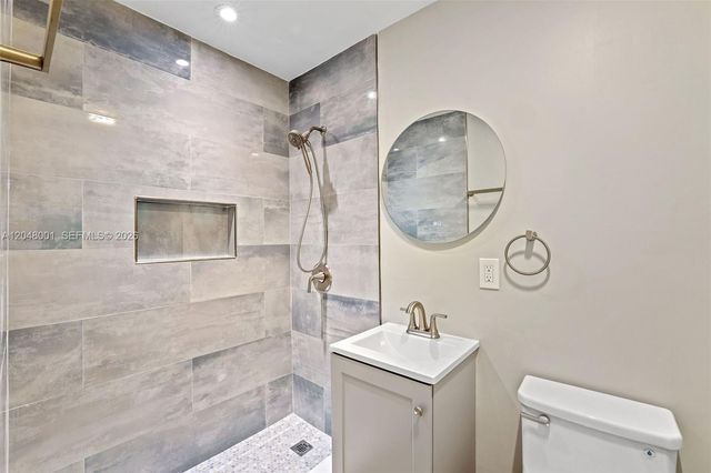 1634 NE 4th Place, Fort Lauderdale, FL 33301