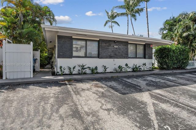 1634 NE 4th Place, Fort Lauderdale, FL 33301