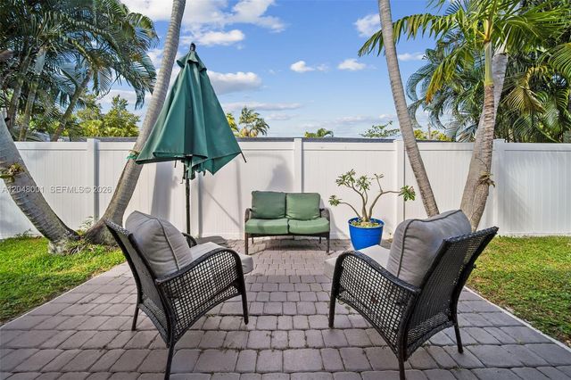 1634 NE 4th Place, Fort Lauderdale, FL 33301