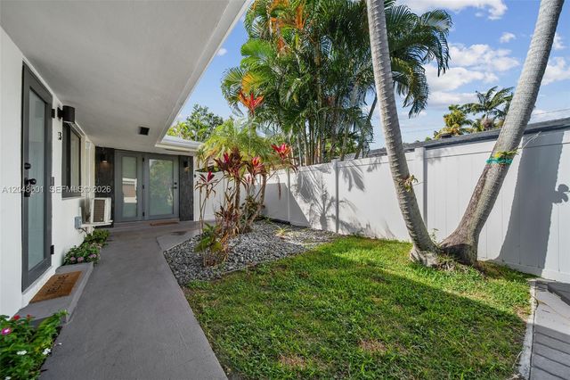 1634 NE 4th Place, Fort Lauderdale, FL 33301