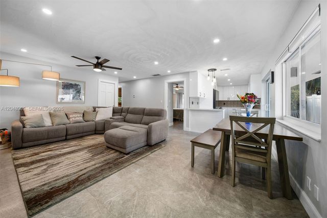 1634 NE 4th Place, Fort Lauderdale, FL 33301