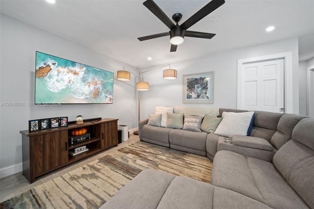 1634 NE 4th Place, Fort Lauderdale, FL 33301