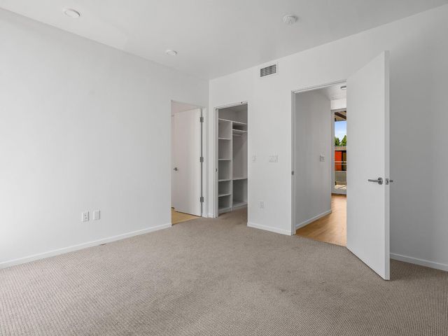 2431 Binnen Ln, Sacramento, CA 95818