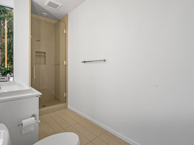 2431 Binnen Ln, Sacramento, CA 95818