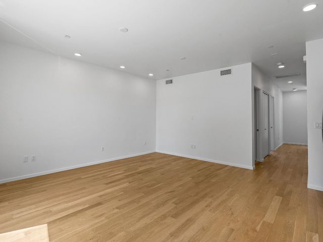 2431 Binnen Ln, Sacramento, CA 95818