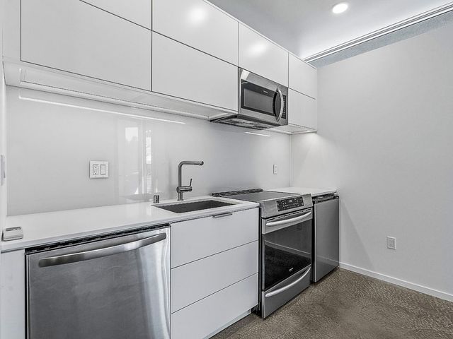 2431 Binnen Ln, Sacramento, CA 95818