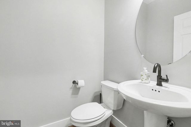 205 ESTATE DR, Mechanicsburg, PA 17055