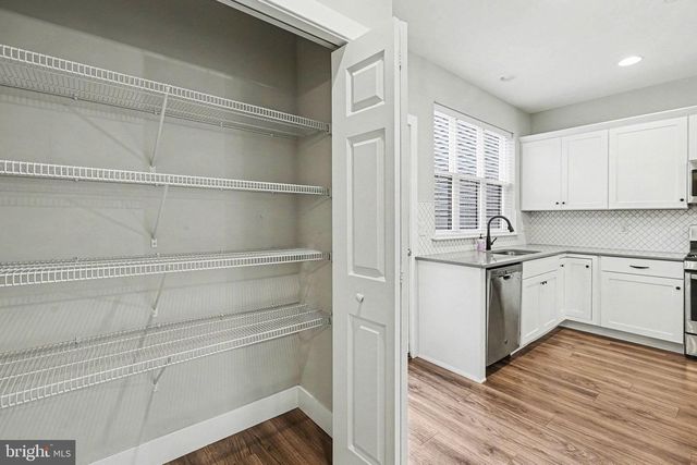 205 ESTATE DR, Mechanicsburg, PA 17055