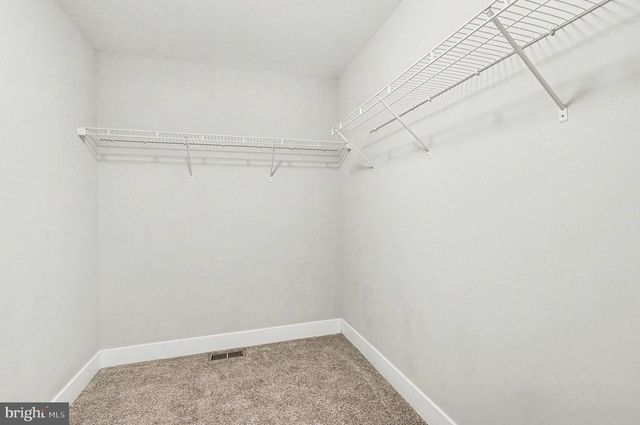 205 ESTATE DR, Mechanicsburg, PA 17055