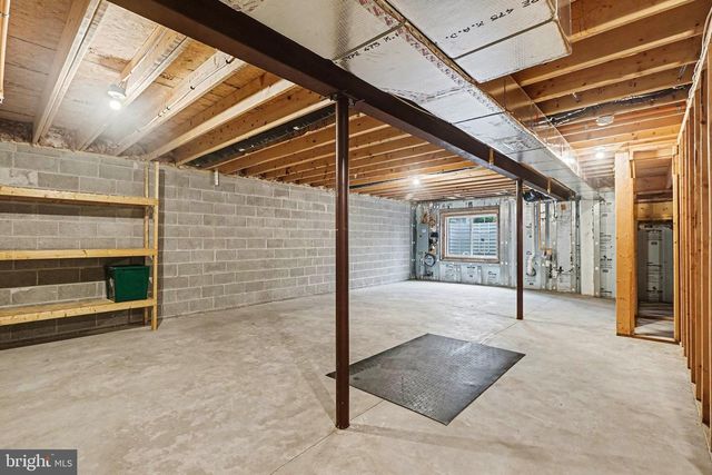 205 ESTATE DR, Mechanicsburg, PA 17055