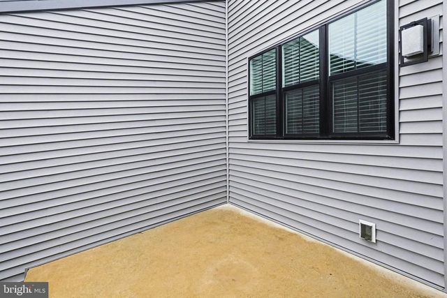 205 ESTATE DR, Mechanicsburg, PA 17055