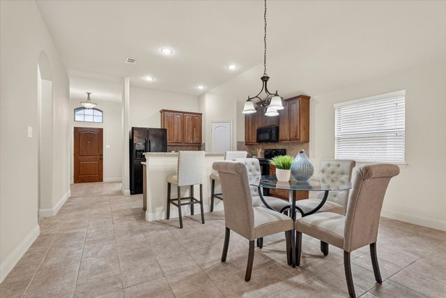 1413 Thibodaux Drive, Greenville, TX 75402