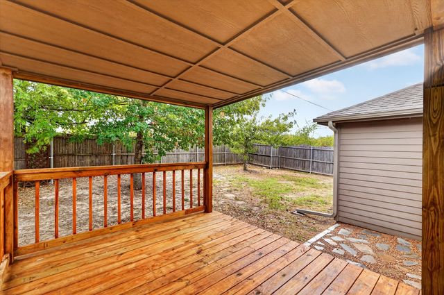 1413 Thibodaux Drive, Greenville, TX 75402