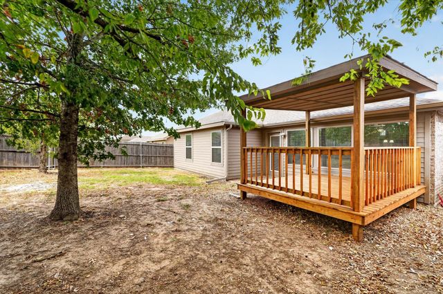 1413 Thibodaux Drive, Greenville, TX 75402