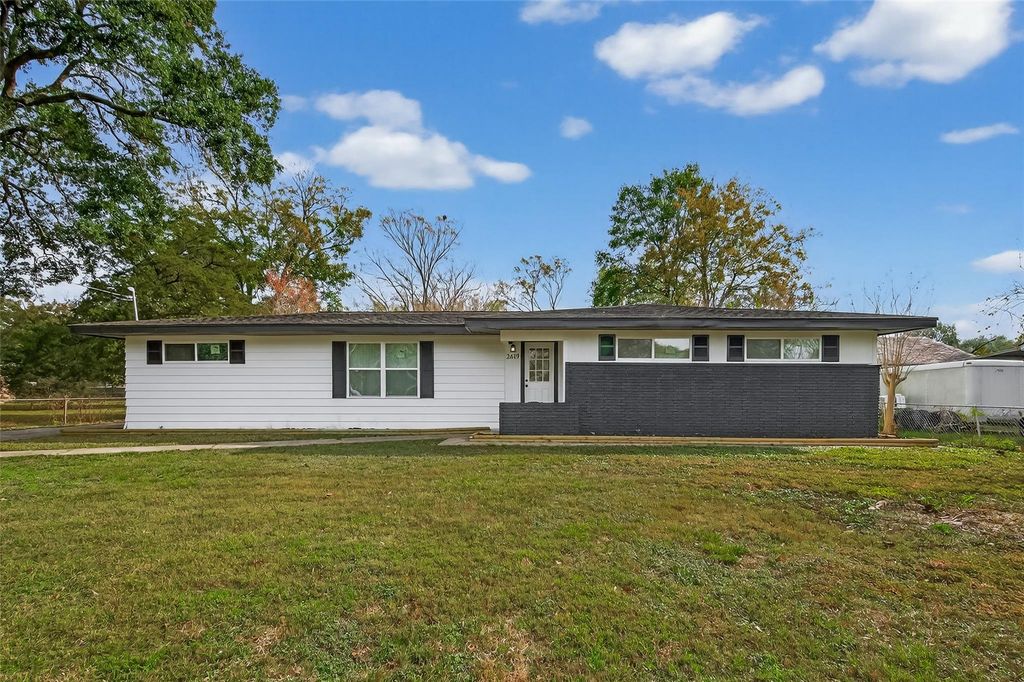 2619 Sinclair Street, Pasadena, TX 77503