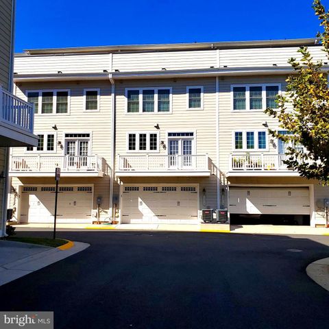 13717 NEIL ARMSTRONG AVE, Herndon, VA 20171