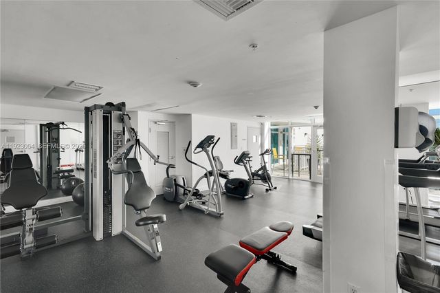 1723 SW 2nd Ave 909, Miami, FL 33129