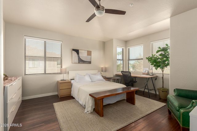 728 S BECK Avenue, Tempe, AZ 85281