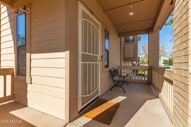 728 S BECK Avenue, Tempe, AZ 85281