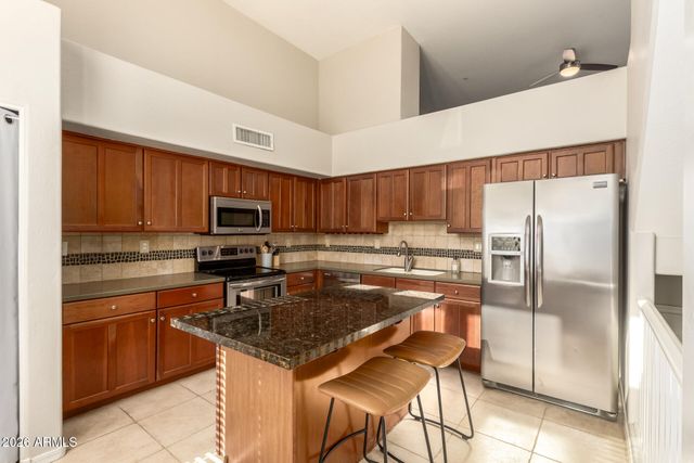 728 S BECK Avenue, Tempe, AZ 85281