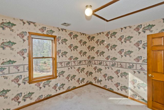 29 Privilege Road, Bloomfield, CT 06002