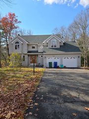 29 Privilege Road, Bloomfield, CT 06002