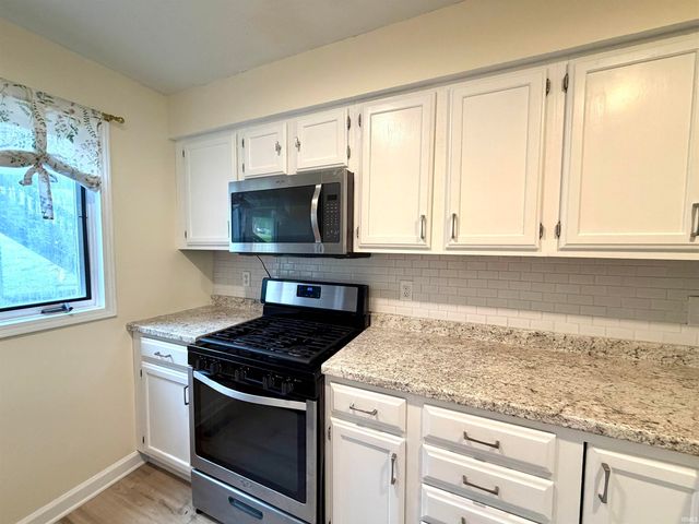 9572 S Lake Ridge Dr Unit 171, Bloomington, IN 47401