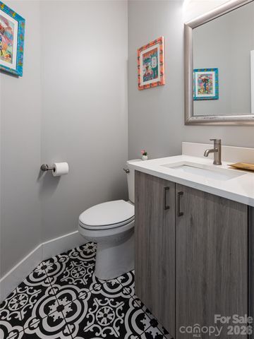 89 Vance Crescent Extension, Asheville, NC 28806