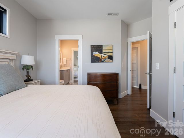 89 Vance Crescent Extension, Asheville, NC 28806