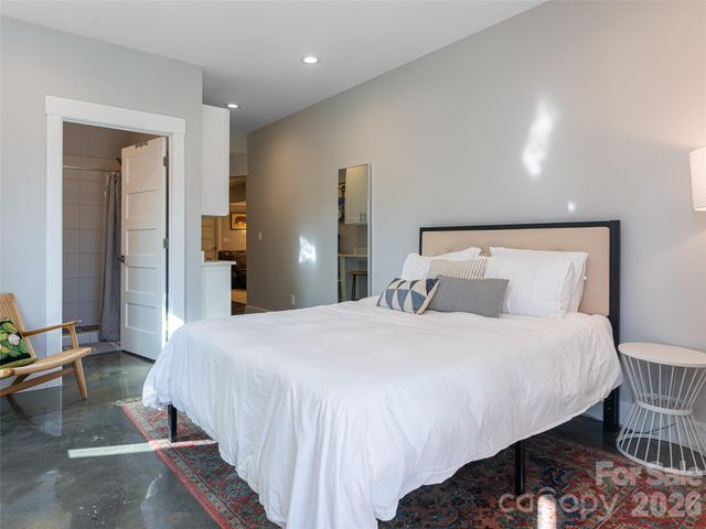 89 Vance Crescent Extension, Asheville, NC 28806