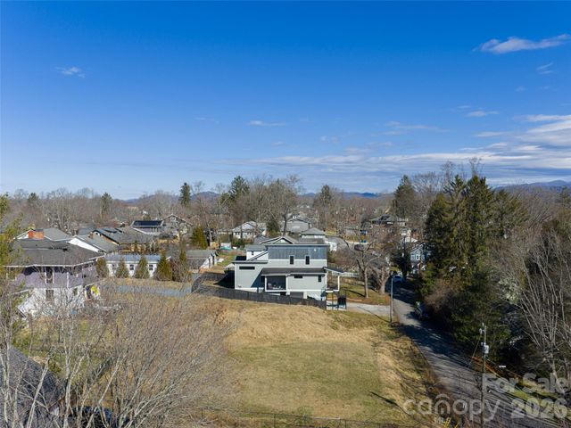 89 Vance Crescent Extension, Asheville, NC 28806