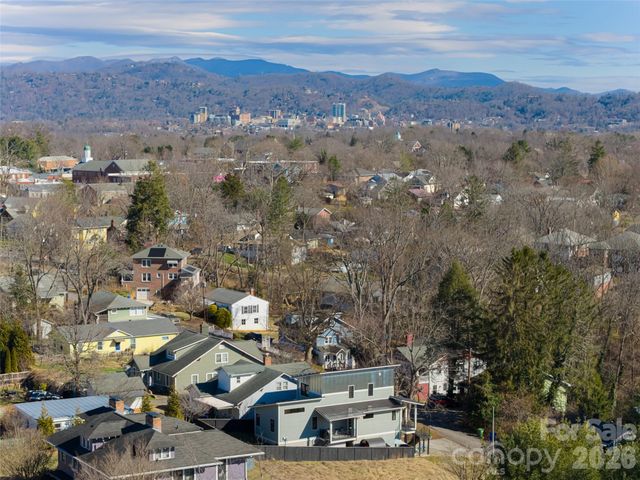 89 Vance Crescent Extension, Asheville, NC 28806