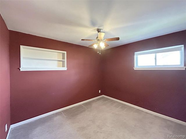 4024 W Webster Road, Royal Oak, MI 48073