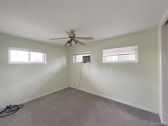 4024 W Webster Road, Royal Oak, MI 48073