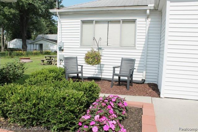 4024 W Webster Road, Royal Oak, MI 48073