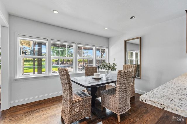 1022 Berry Ln, Napa, CA 94558