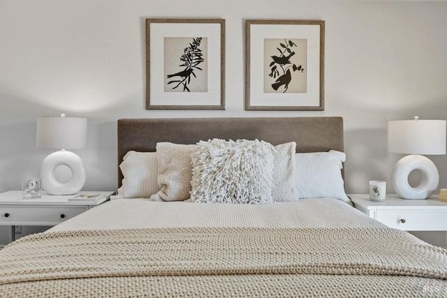 1022 Berry Ln, Napa, CA 94558