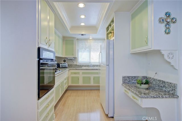 89 Calle Aragon F, Laguna Woods, CA 92637