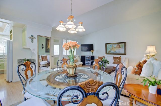 89 Calle Aragon F, Laguna Woods, CA 92637