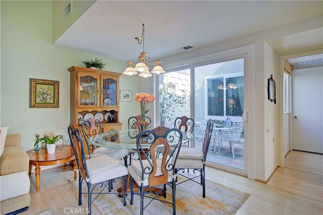 89 Calle Aragon F, Laguna Woods, CA 92637